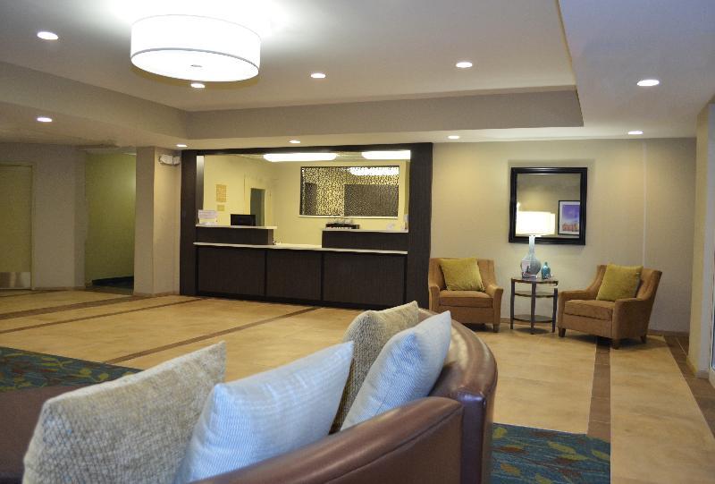 Candlewood Suites Greenville By Ihg Exterior photo